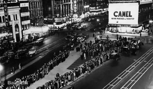 最賺錢的高樓大廈立面：紐約時代場地發(fā)光二級管屏的前世今生4